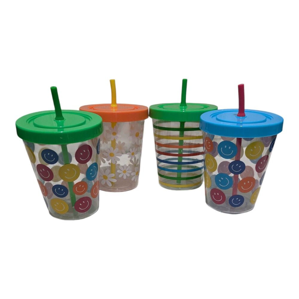 Colorful Kids Reusable Plastic Cups With Lids & Straws Set of 4 - Picture 1 of 6
